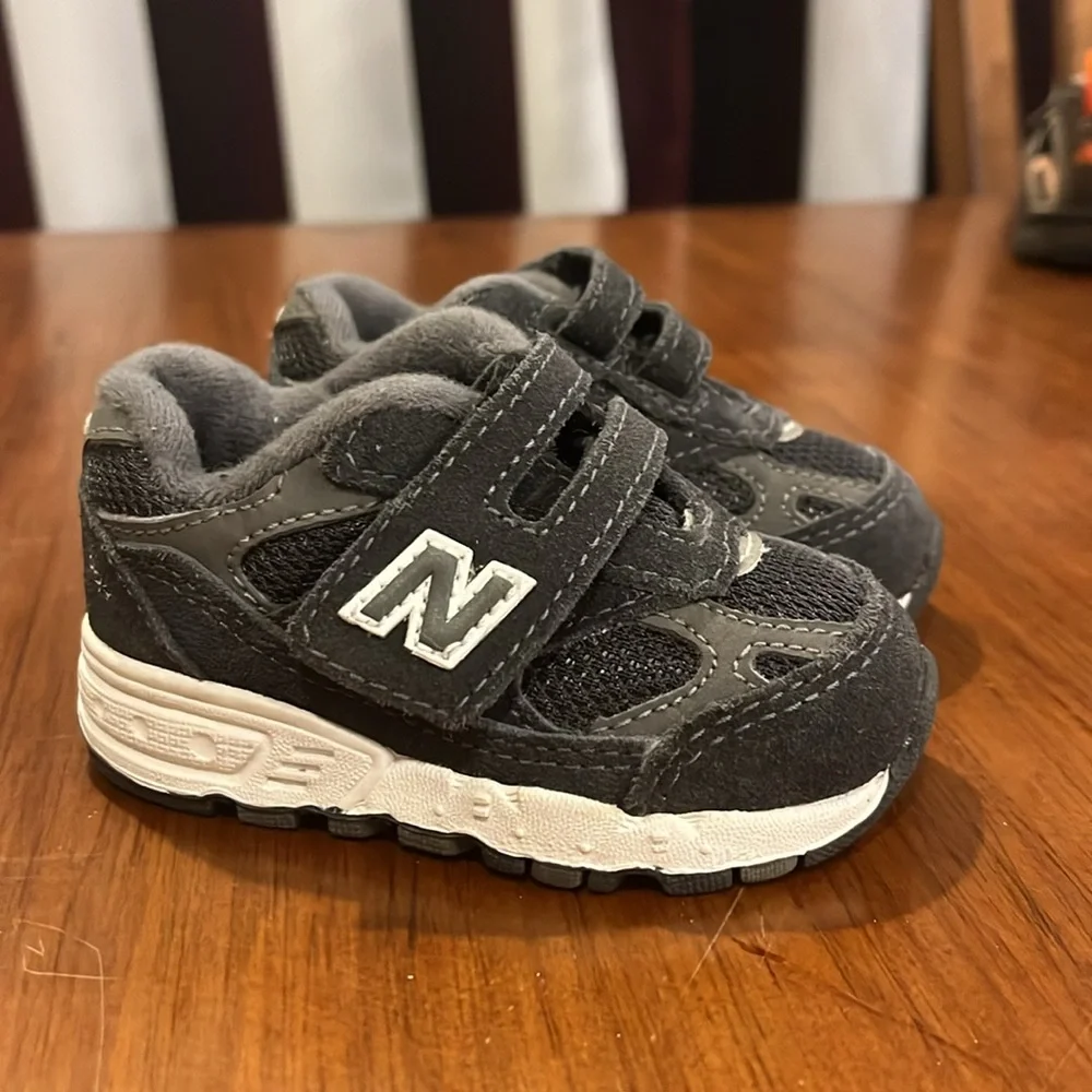 New Balance 993 shoes sneakers KV993GGI grey infant baby toddlers Boys Size 3